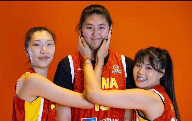 c7娱乐-中国女篮今夜首发5人出炉!韩旭+杨舒予、陈明伶、罗欣棫、张曼曼